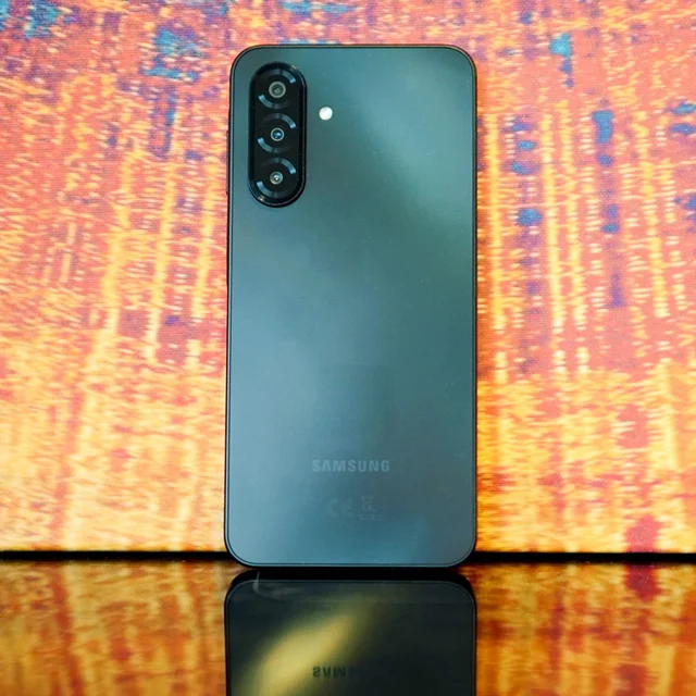 گوشی موبایل سامسونگ مدل Galaxy A17 4G دو سیم کارت ظرفیت 256 گیگابایت و رم 8 گیگابایت - ویت 102570283